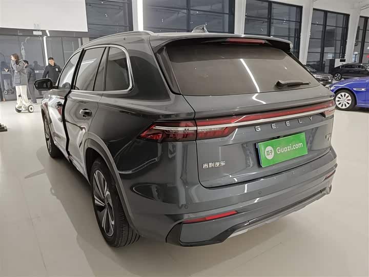 Фото 5 - Geely Monjaro