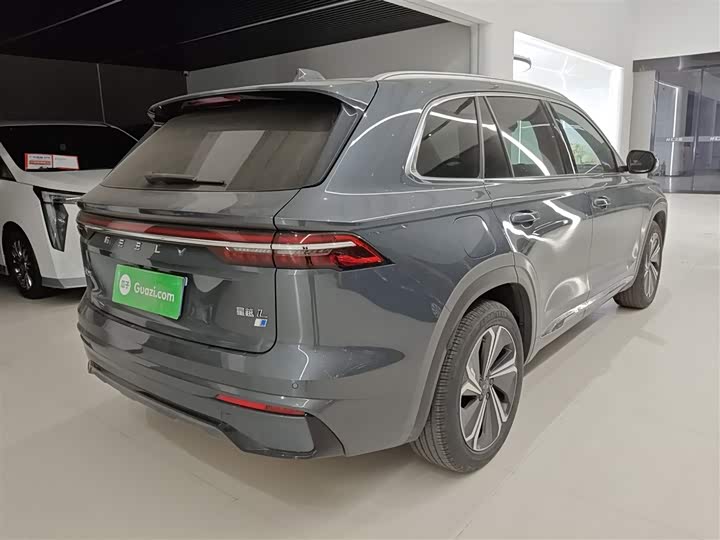 Фото 7 - Geely Monjaro