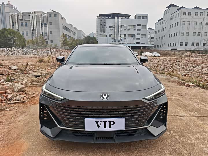 Фото 2 - Changan UNI-V