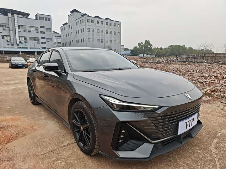 Фото 3 - Changan UNI-V