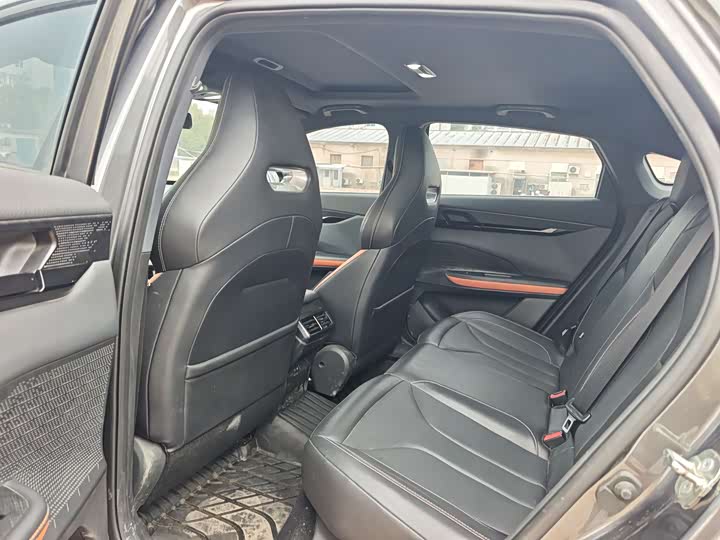 Фото 5 - Changan UNI-V