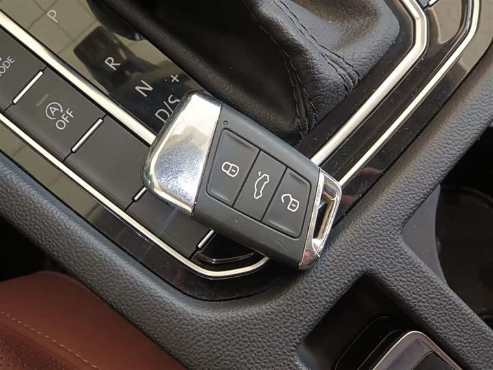 Фото 9 - Volkswagen CC