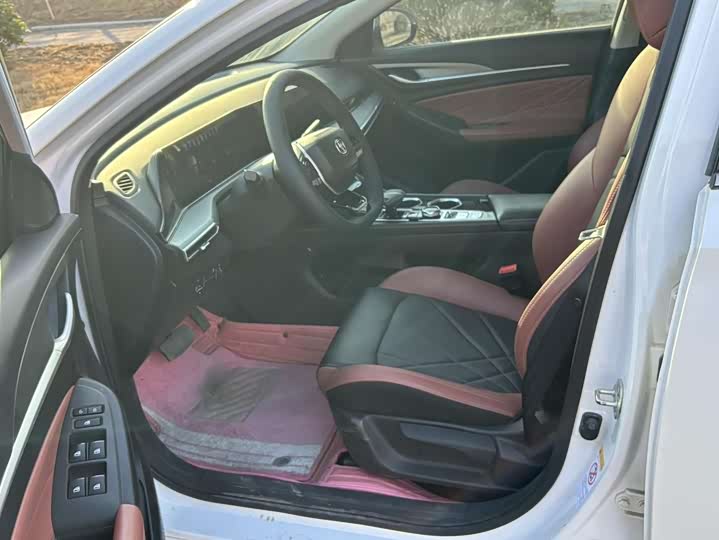 Фото 5 - Changan Eado Plus