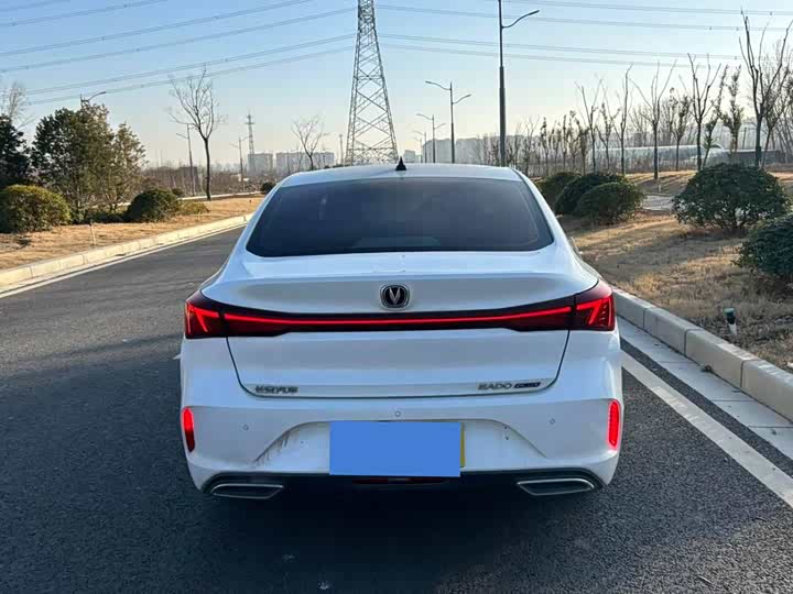 Фото 8 - Changan Eado Plus