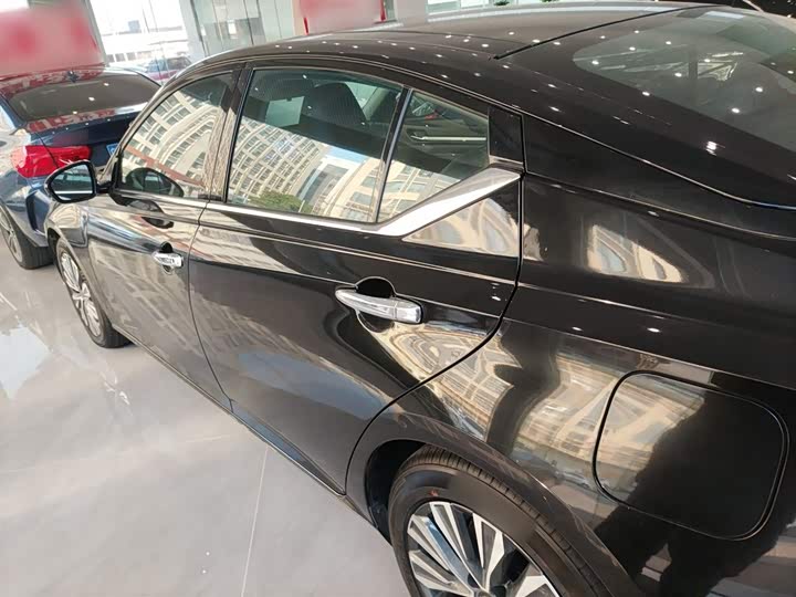 Фото 5 - Nissan Teana