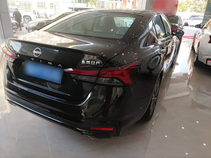 Фото 7 - Nissan Teana