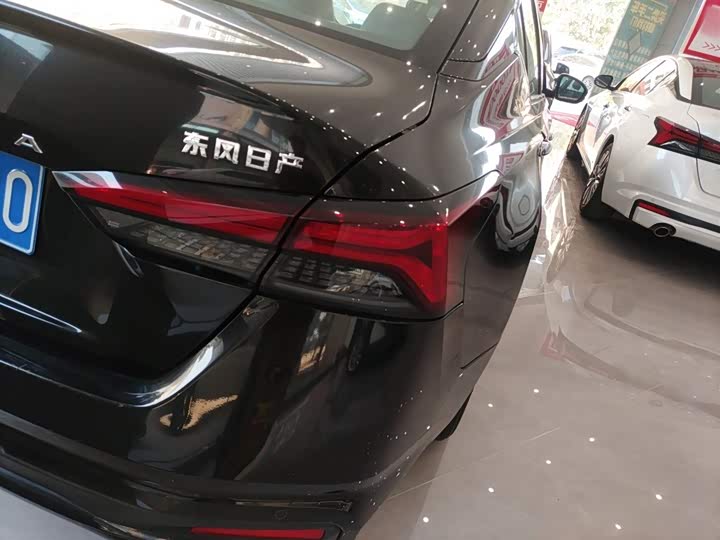 Фото 8 - Nissan Teana