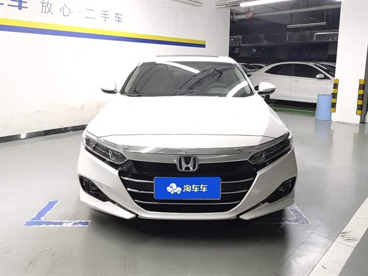 Фото 2 - Honda Accord