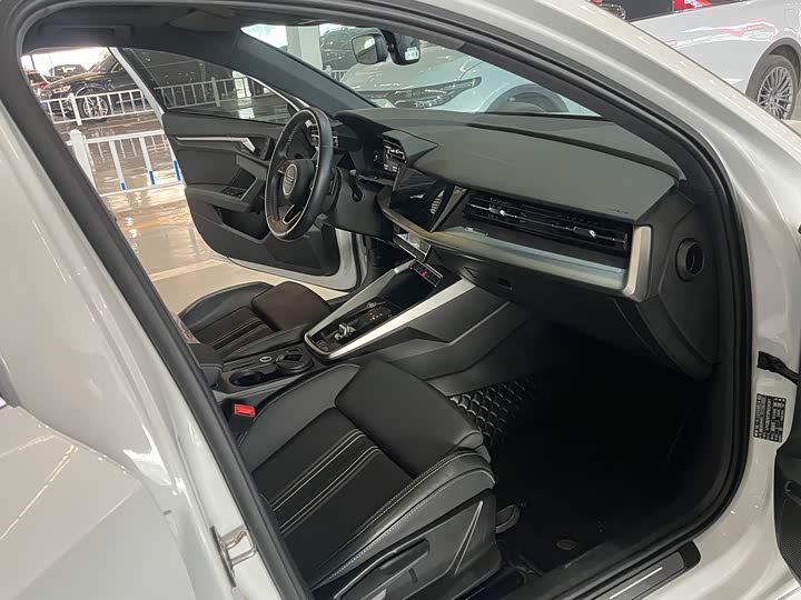 Фото 5 - Audi A3