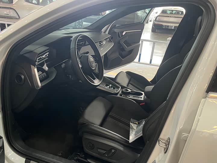 Фото 9 - Audi A3