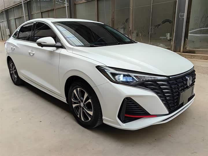 Фото 3 - Changan Eado Plus