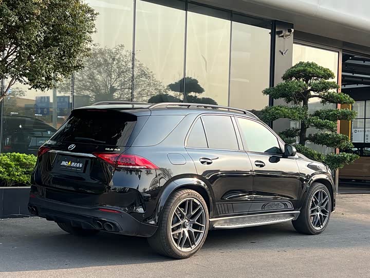 Фото 9 - Mercedes-Benz GLE-Class AMG