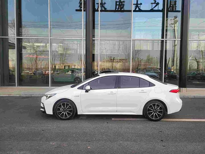 Фото 3 - Toyota Levin