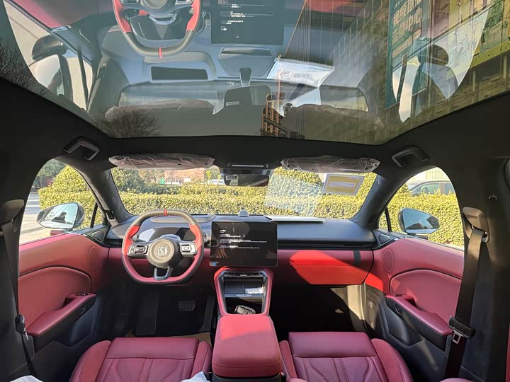 Фото 6 - Zeekr 007 GT