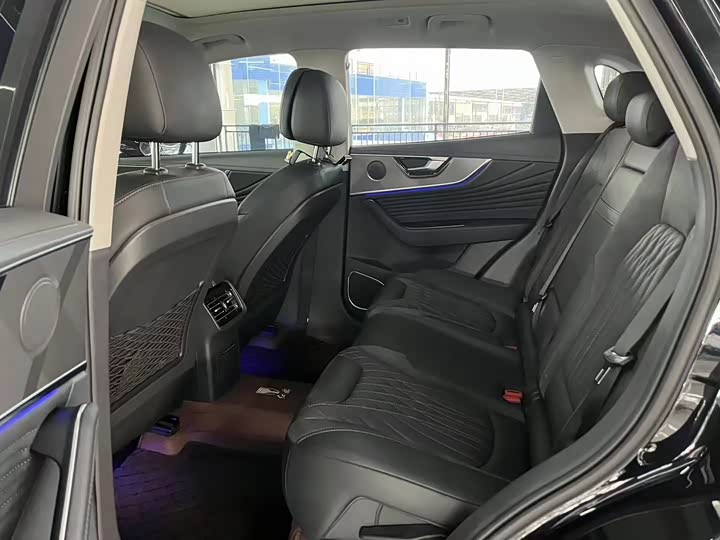 Фото 6 - Hongqi HS5