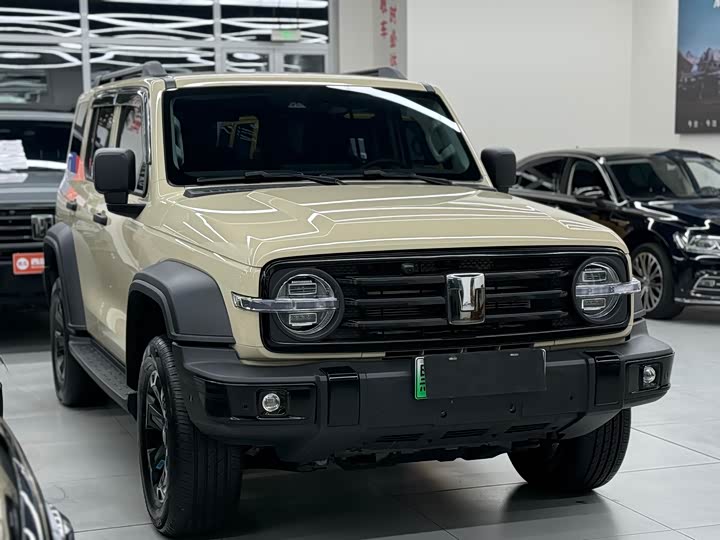 Фото 3 - Tank 300 Hybrid