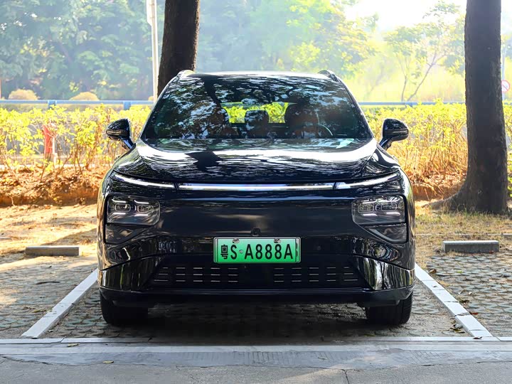 Фото 2 - XPeng G9