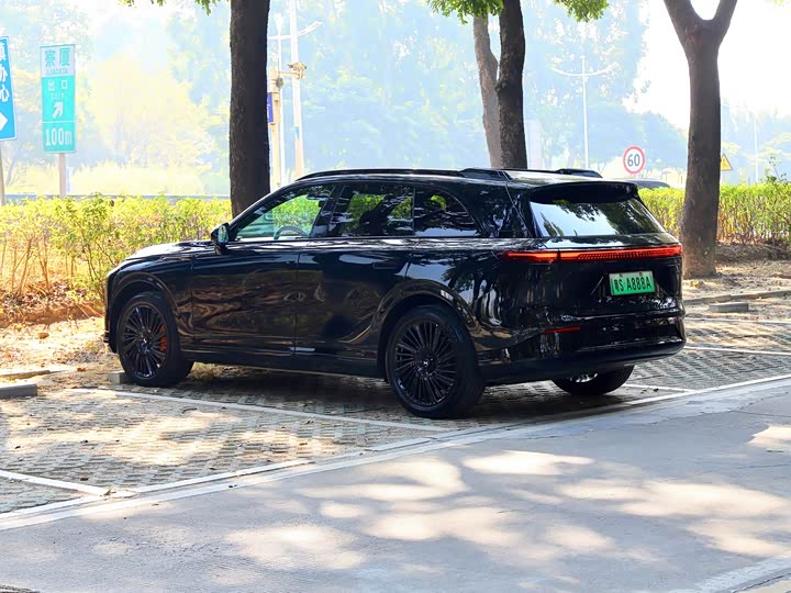 Фото 5 - XPeng G9