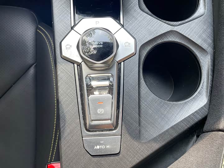 Фото 7 - Changan UNI-V