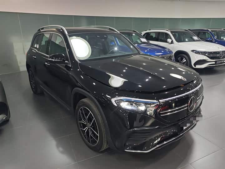 Фото 4 - Mercedes-Benz EQB