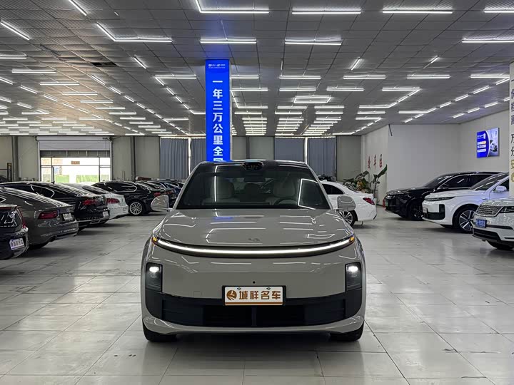 Фото 2 - LiXiang L6