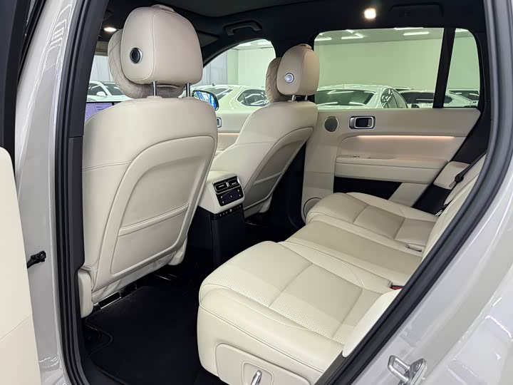 Фото 7 - LiXiang L6