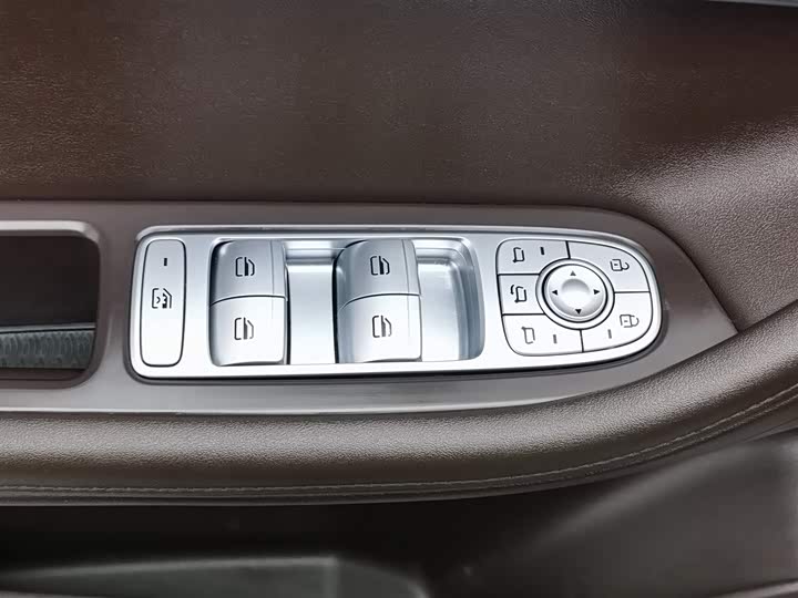 Фото 9 - Chery Tiggo 8 Pro