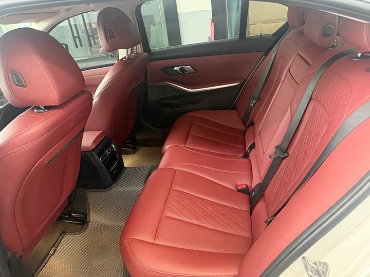 Фото 6 - BMW 3 Series