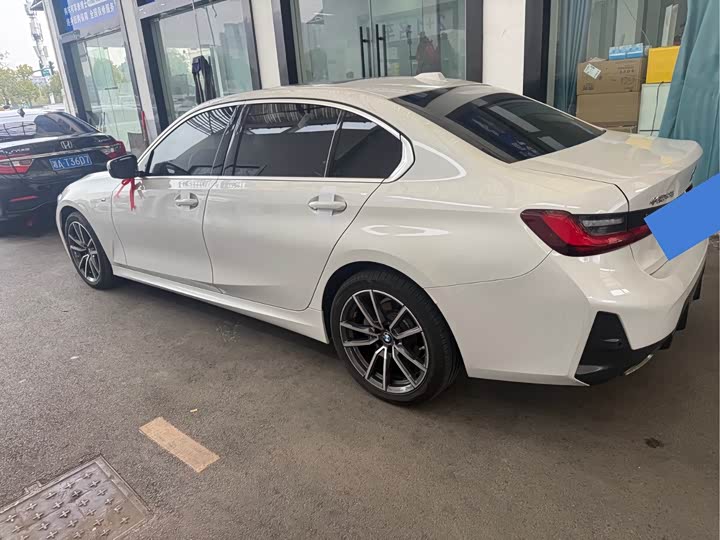 Фото 7 - BMW 3 Series