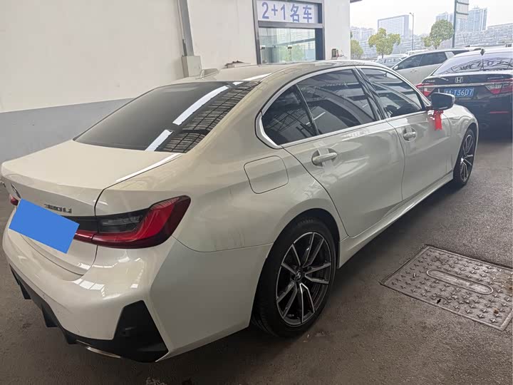 Фото 9 - BMW 3 Series