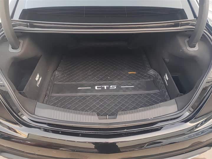 Фото 4 - Cadillac CT5