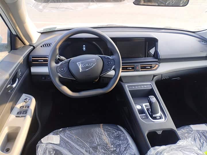 Фото 3 - Dongfeng Aeolus E70