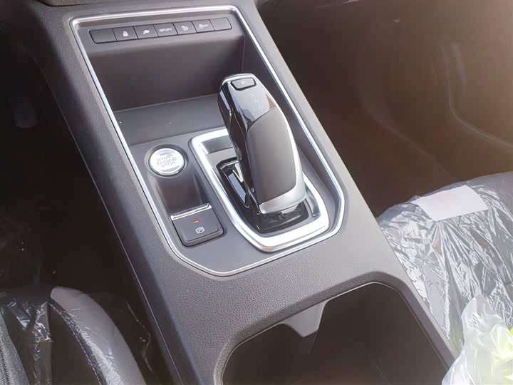 Фото 6 - Dongfeng Aeolus E70