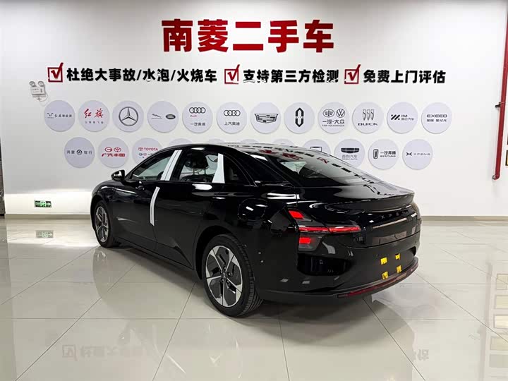 Фото 6 - XPeng Mona M03