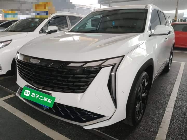 Фото 1 - Geely Atlas L