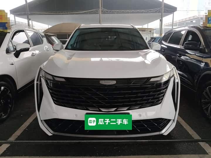 Фото 3 - Geely Atlas L