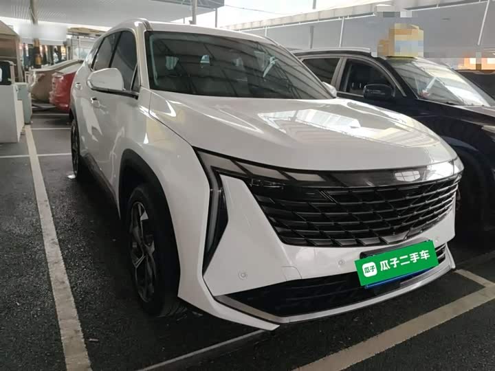 Фото 4 - Geely Atlas L