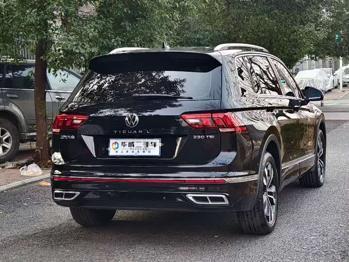 Фото 4 - Volkswagen Tiguan L Pro