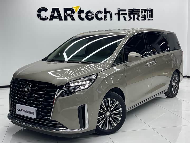 Фото 1 - Buick GL8 ES