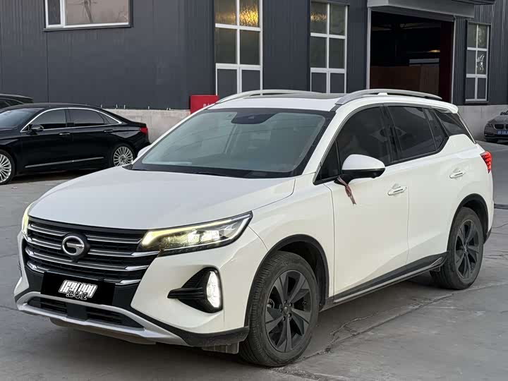 Фото 1 - GAC Trumpchi GS4