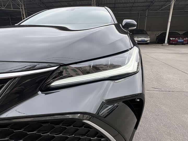 Фото 5 - Toyota Avalon