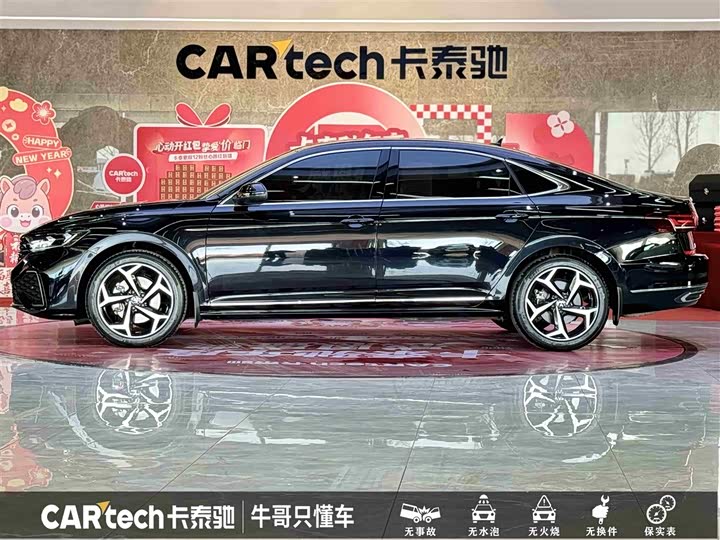 Фото 7 - Volkswagen Passat