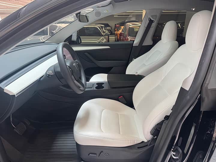 Фото 5 - Tesla Model Y