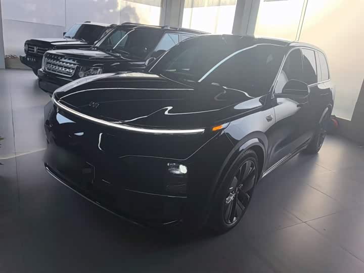 Фото 1 - LiXiang L8