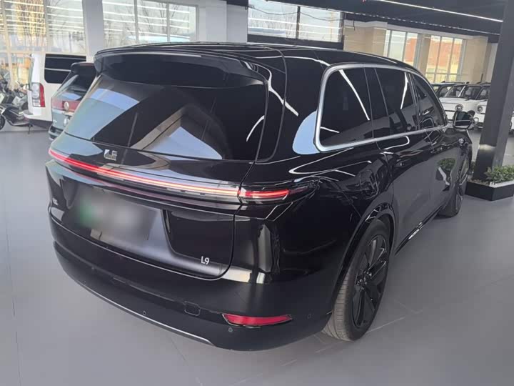 Фото 7 - LiXiang L8