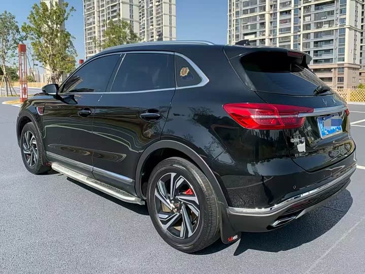 Фото 9 - Hongqi HS5