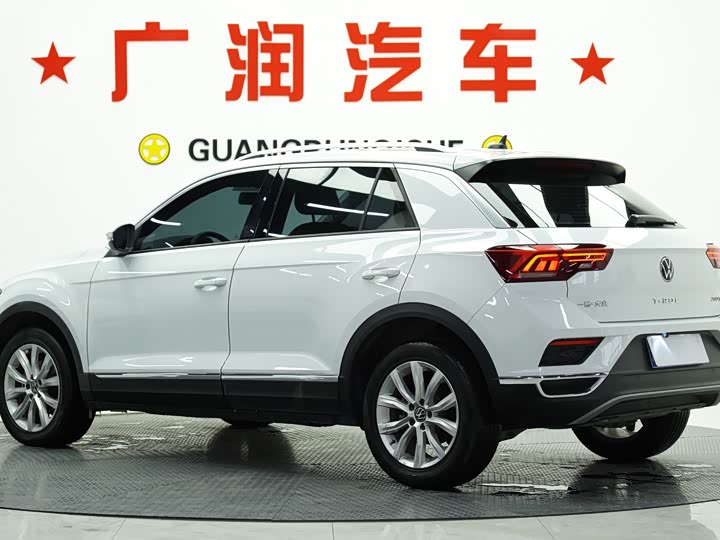 Фото 3 - Volkswagen T-Roc