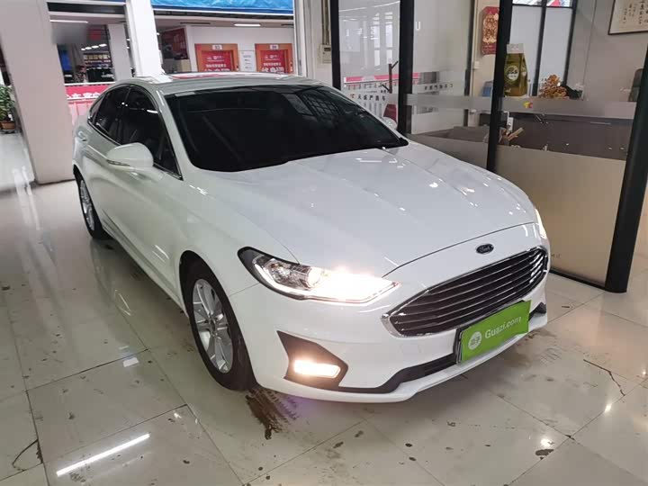 Фото 4 - Ford Mondeo