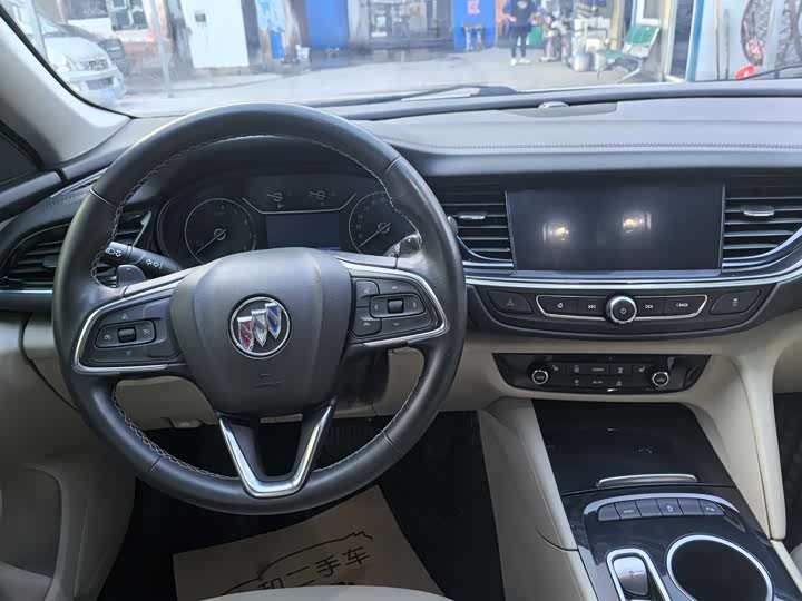 Фото 4 - Buick Regal