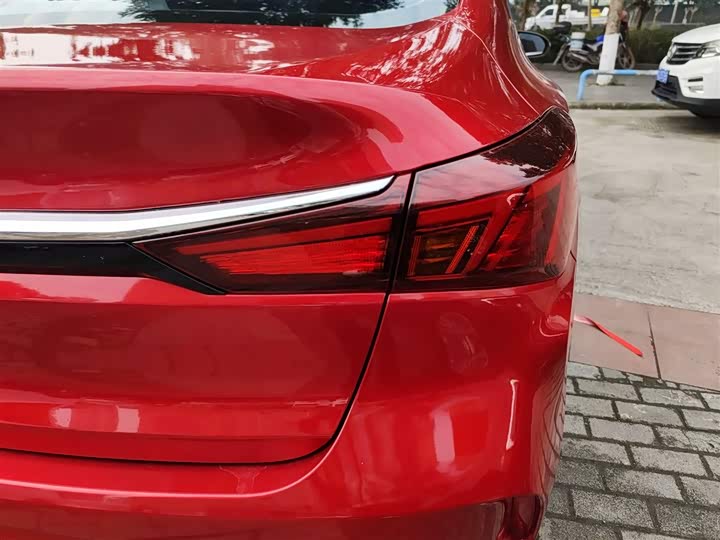Фото 8 - Changan Eado Plus